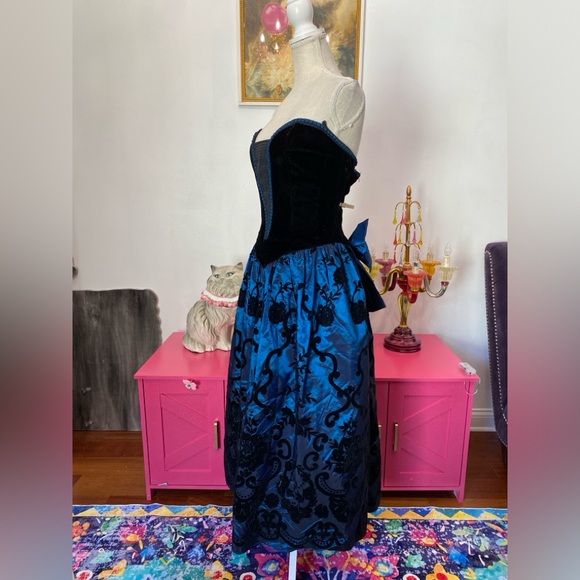 ❌SOLD❌OOAK VTG 80’S SCOTT MCCLINTOCK BLACK VELVET BLUE PROM EVENING GOWN RARE - Picture 5 of 11